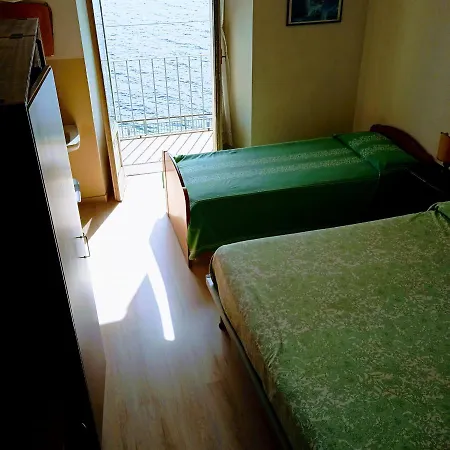 Trattoria Della Cascata Bed & Breakfast Oggebbio