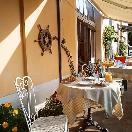 Frühstückspension Trattoria Della Cascata