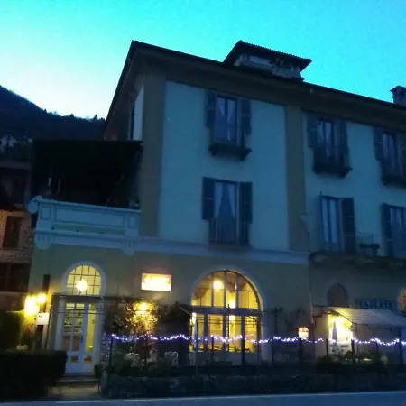 Trattoria Della Cascata Alojamento de Acomodação e Pequeno-almoço 3*